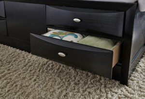 LINDA-BL-FB-DR-DETAIL-RSC-5.jpg