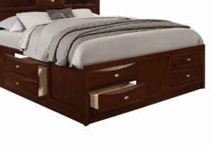 LINDA-MERLOT-BED-DR-OPEN-DETAIL-WB-6.jpg