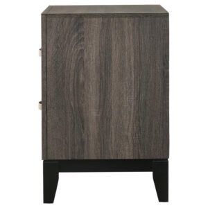 212422_04x900.jpg