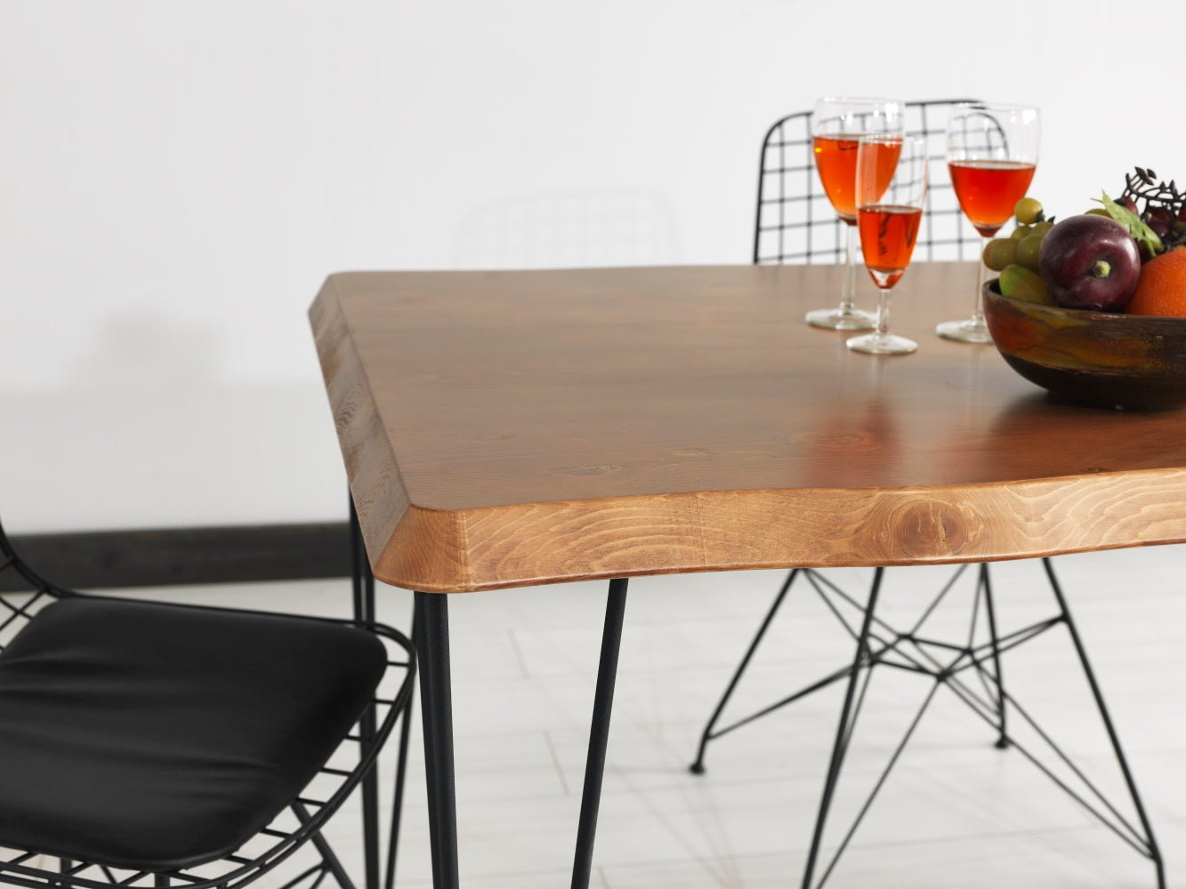 Second image of Zen Wire Modern Chair