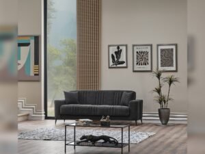 Adela_Livingroom_Ant_2.jpg