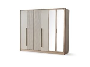 Alessa Al Wardrobe
