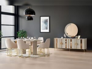 AntikDiningroom1.jpg