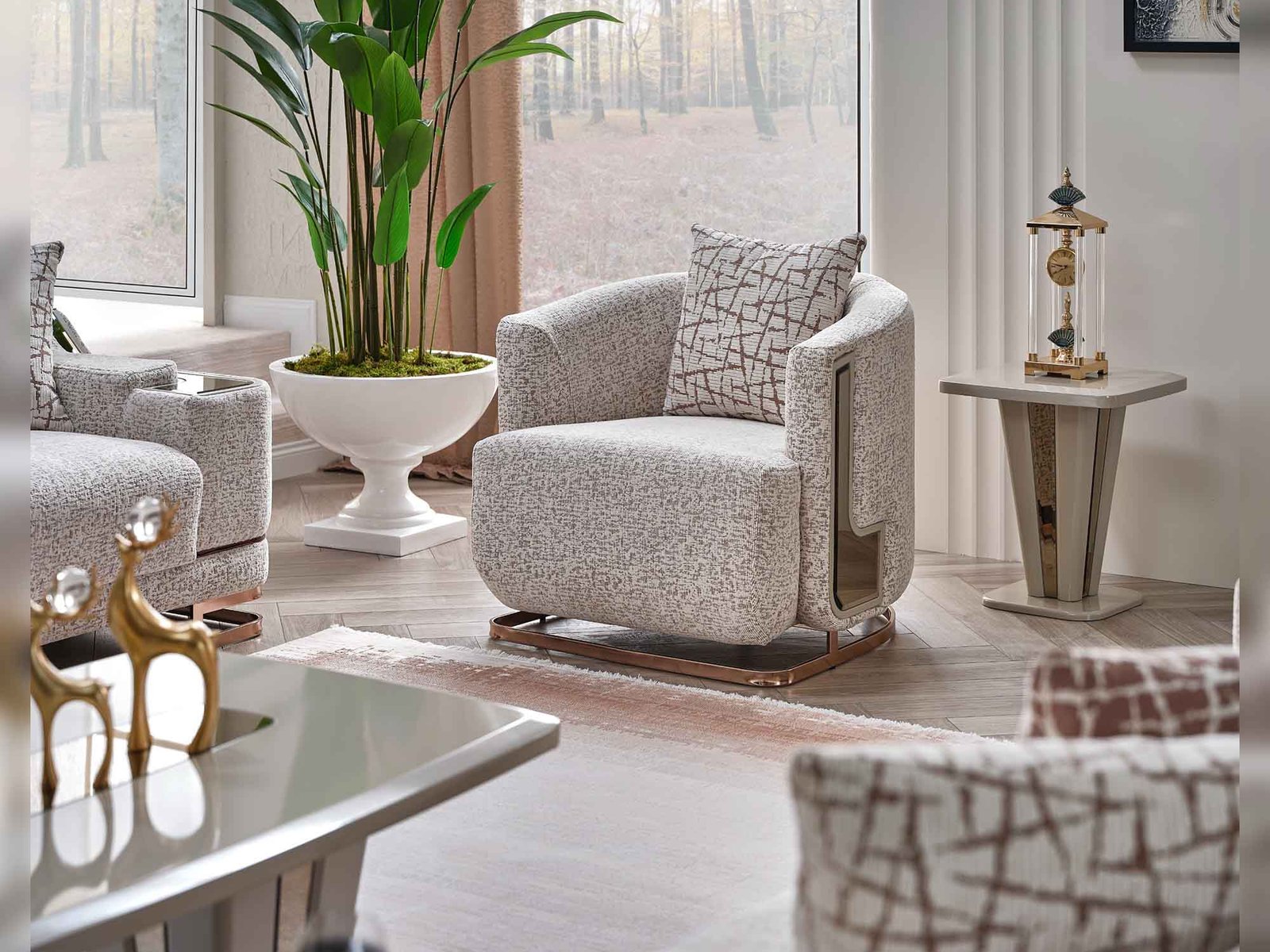 Asel Chair