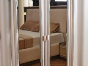 Carmen_Bedroom_2.jpg
