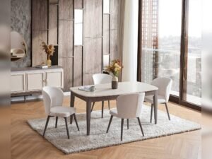 Carmen_Diningroom_1.jpg