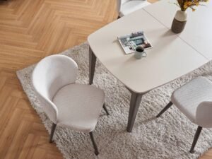 Carmen_Diningroom_3.jpg