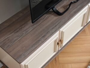 Carmen_Tv_Stand_3.jpg