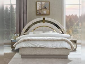 DeluxBedroom5.jpg