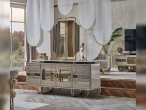 DeluxDiningroom1.jpg