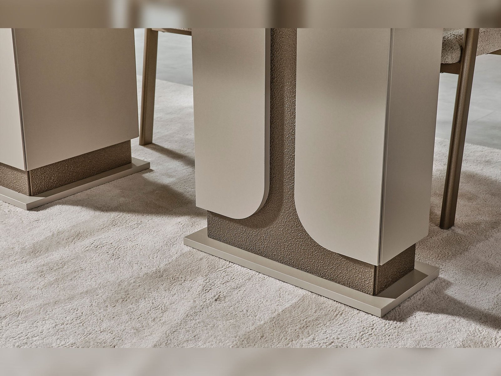 Second image of Efes Mum Dining Table