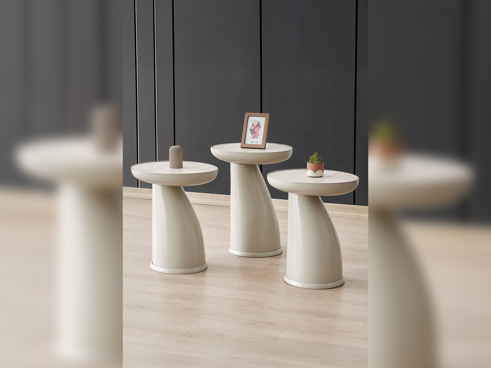 Elips Coffee Table