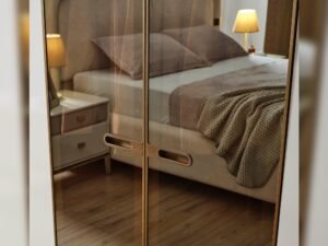 Law_Bedroom_2.jpg