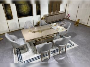 LucasDiningroom3.jpg