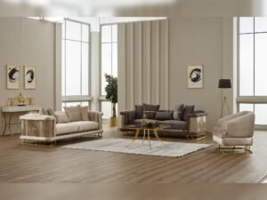 MajesteLivingroom_1.jpg
