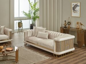 Majeste_Livingroom_7.jpg