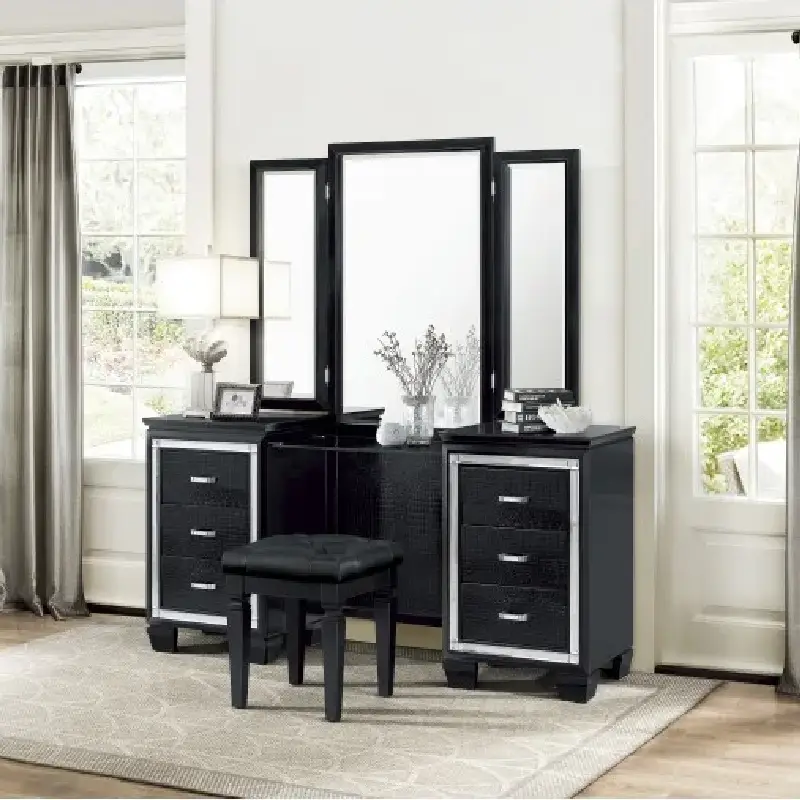 Vanity Dressers/Mirrors