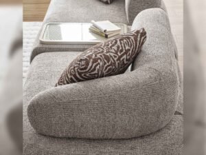 OdessaLivingroom3.jpg