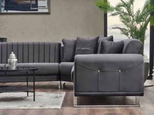 Oscar_Sectional_2.jpg