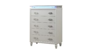 Perla_Chest_1500_975.jpg