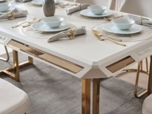 QuatroDiningroom5.jpg
