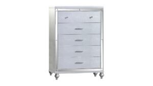 STERLING_WHITE_CHEST_61_1500_975.jpg