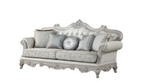 Tuskan_Sofa_2_1500_975.jpg