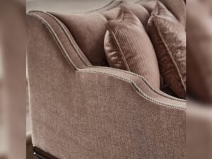 ZumrutL.Brown_4.jpg